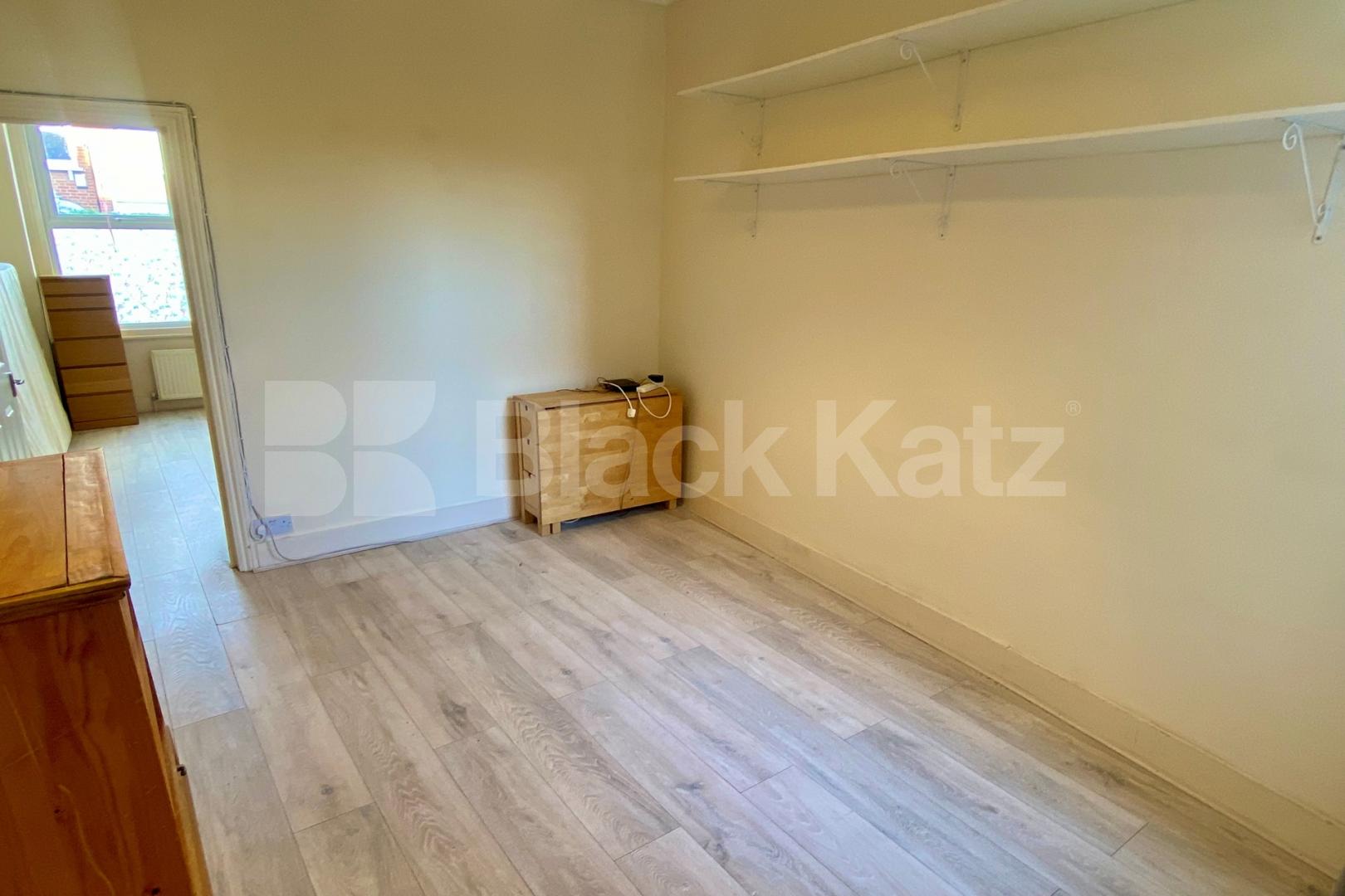 Flooded with natural light & offering 979 Sq Ft. of living & entertaining space Brading Road, Brixton